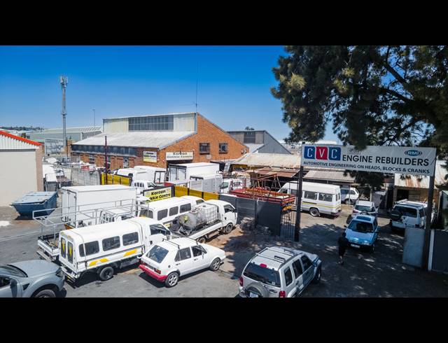 9,923M² WAREHOUSE FOR SALE IN BRACKENFELL INDUSTRIAL